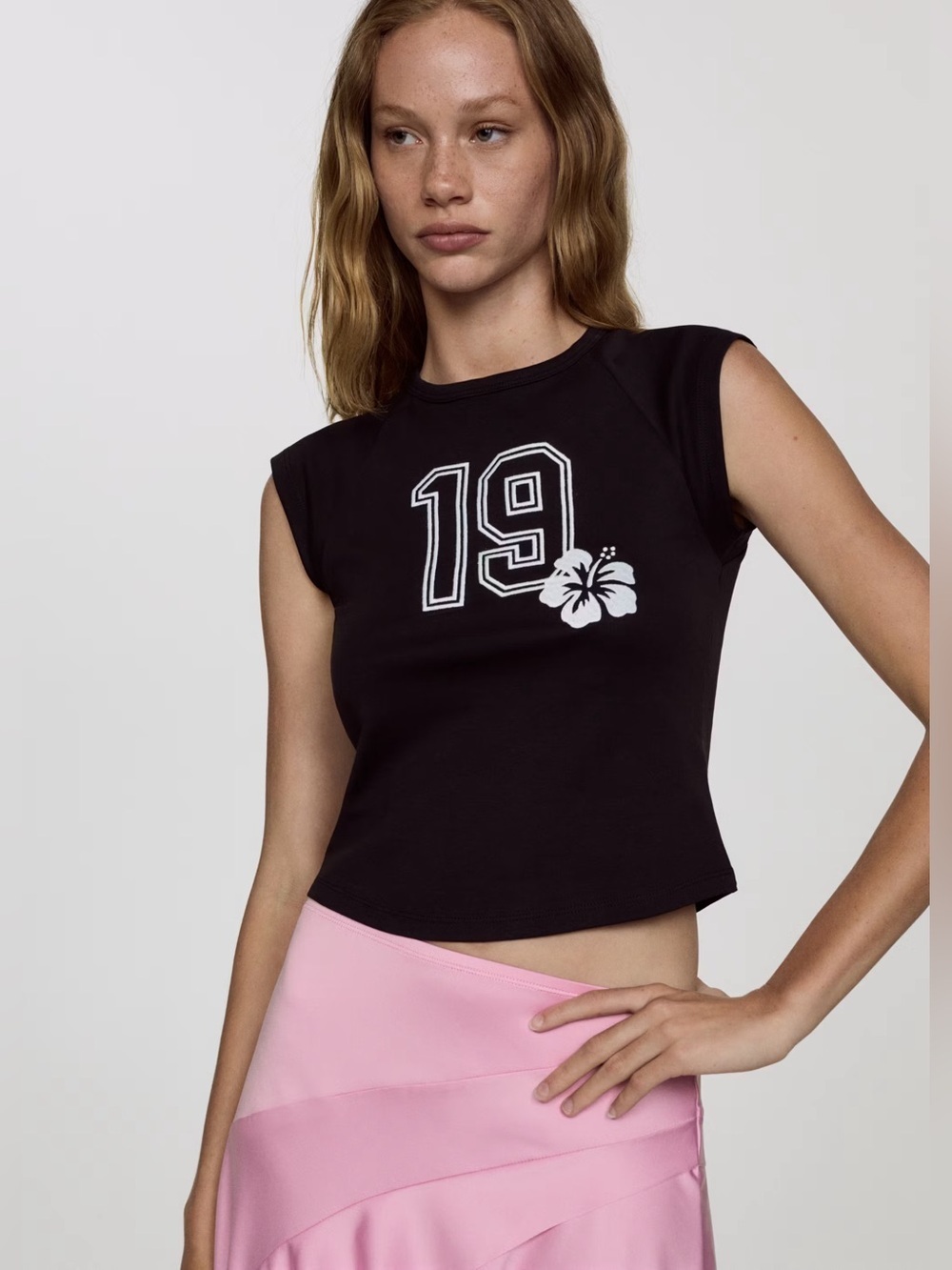 Mango Black printed cropped t-shirt NWT